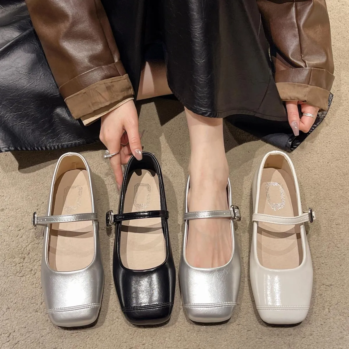 2024 Estate nuove donne di marca appartamenti moda punta quadrata superficiale Mary Jane scarpe morbide ballerine casual scarpe