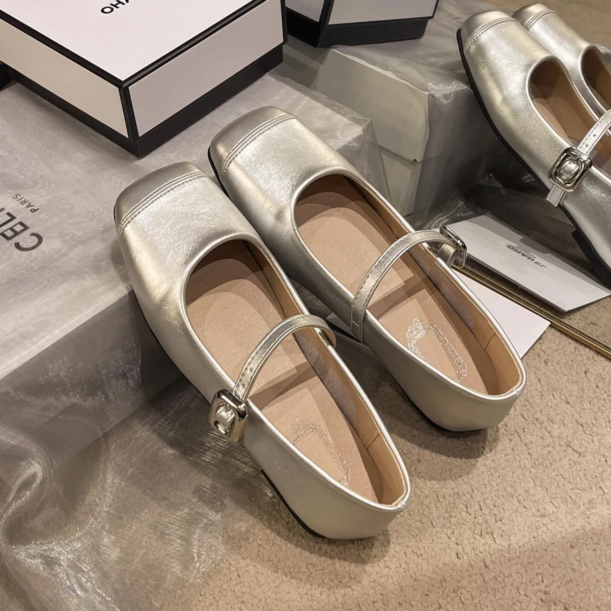 2024 Estate nuove donne di marca appartamenti moda punta quadrata superficiale Mary Jane scarpe morbide ballerine casual scarpe