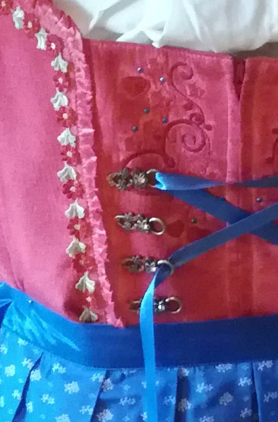 Abito tradizionale originale Bavarese tirolese Dirndl donna con ricami TG42