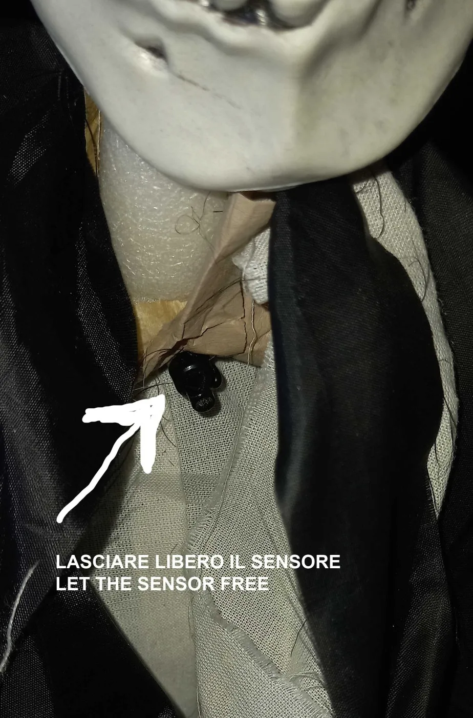 Allestimento Decorazione Halloween da appendere cantante morto con luci e suoni