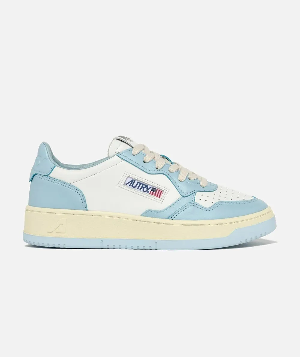 AUTRY DONNA--Medalist Low sneakers in suede