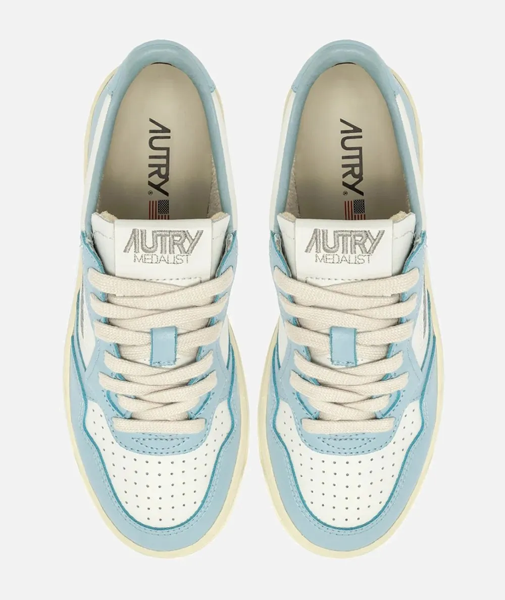 AUTRY DONNA--Medalist Low sneakers in suede