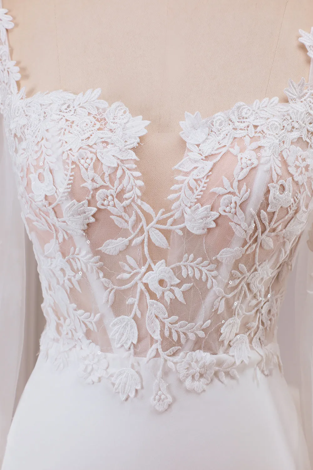 Avorio Pizzo Collo A cuore Maniche Lunghe Sirena Abito Da Sposa con Sweep Train