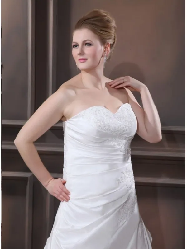 BABETTE - A-line Sweetheart Chapel train Taffeta Wedding dress