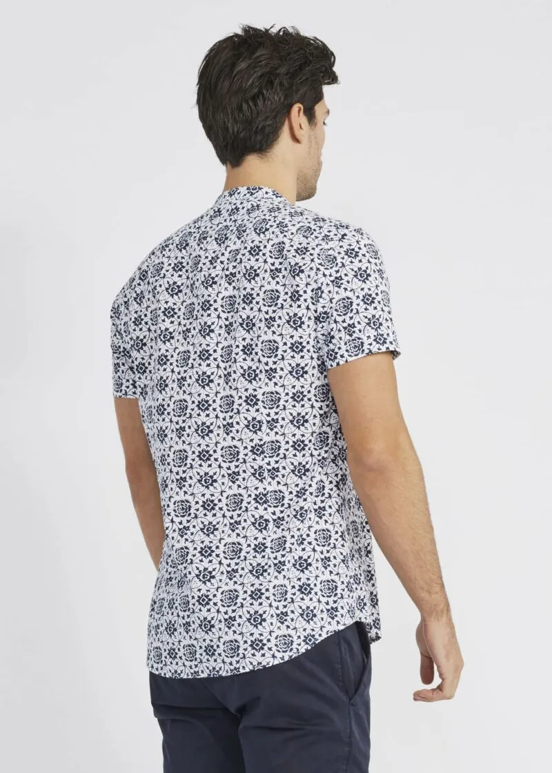 Camicia con maniche corte