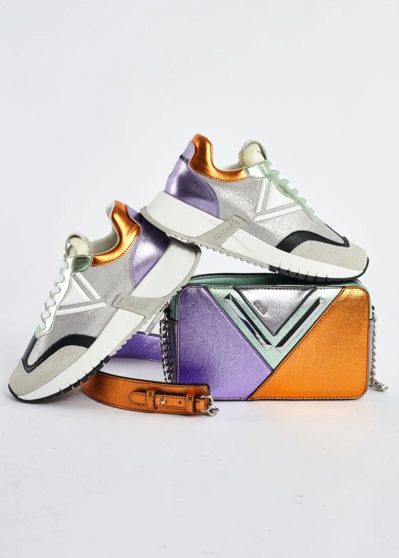 Crossbody con motivo laminato