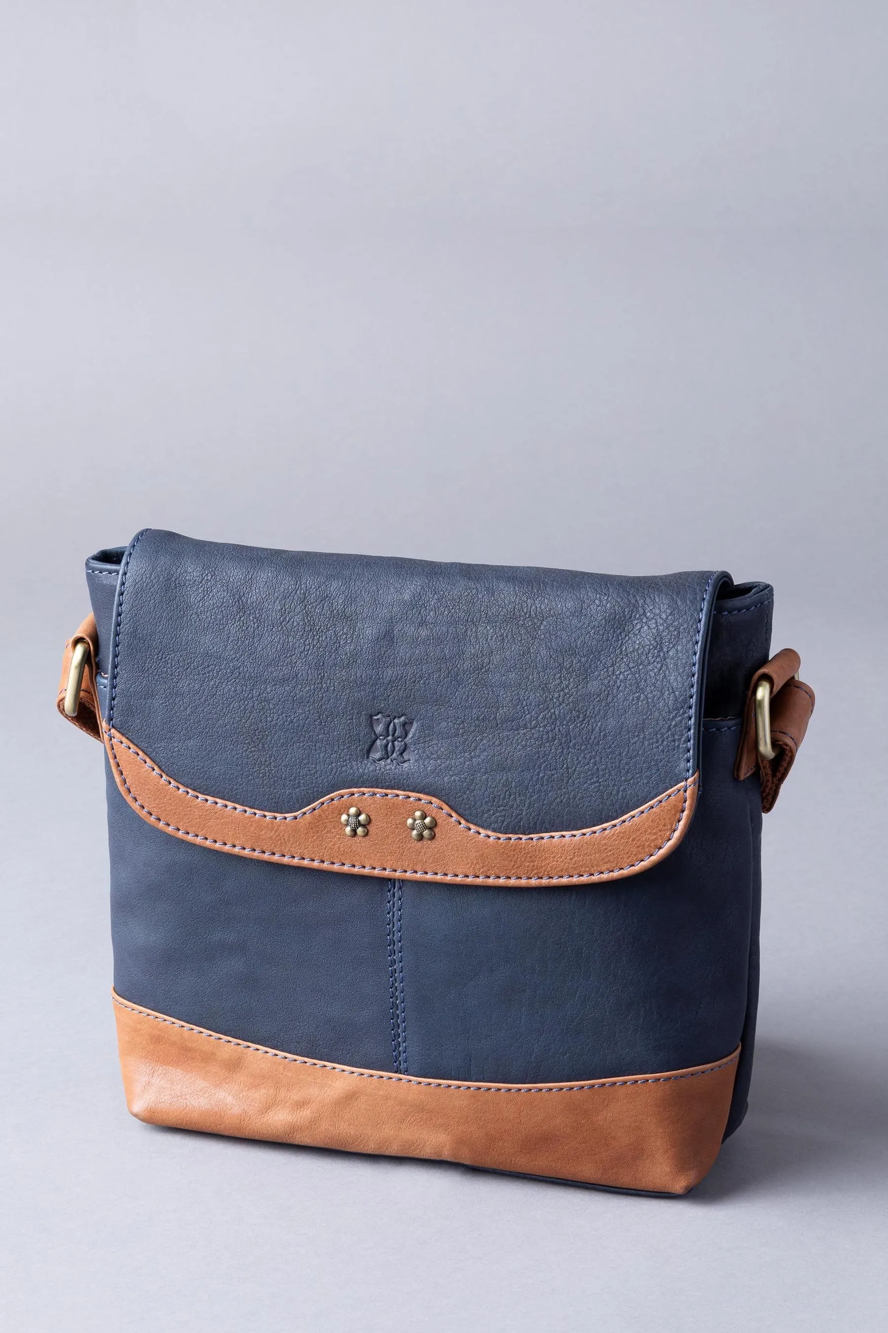 Lakeland Leather - Hartsop - Borsa a tracolla in pelle con patella