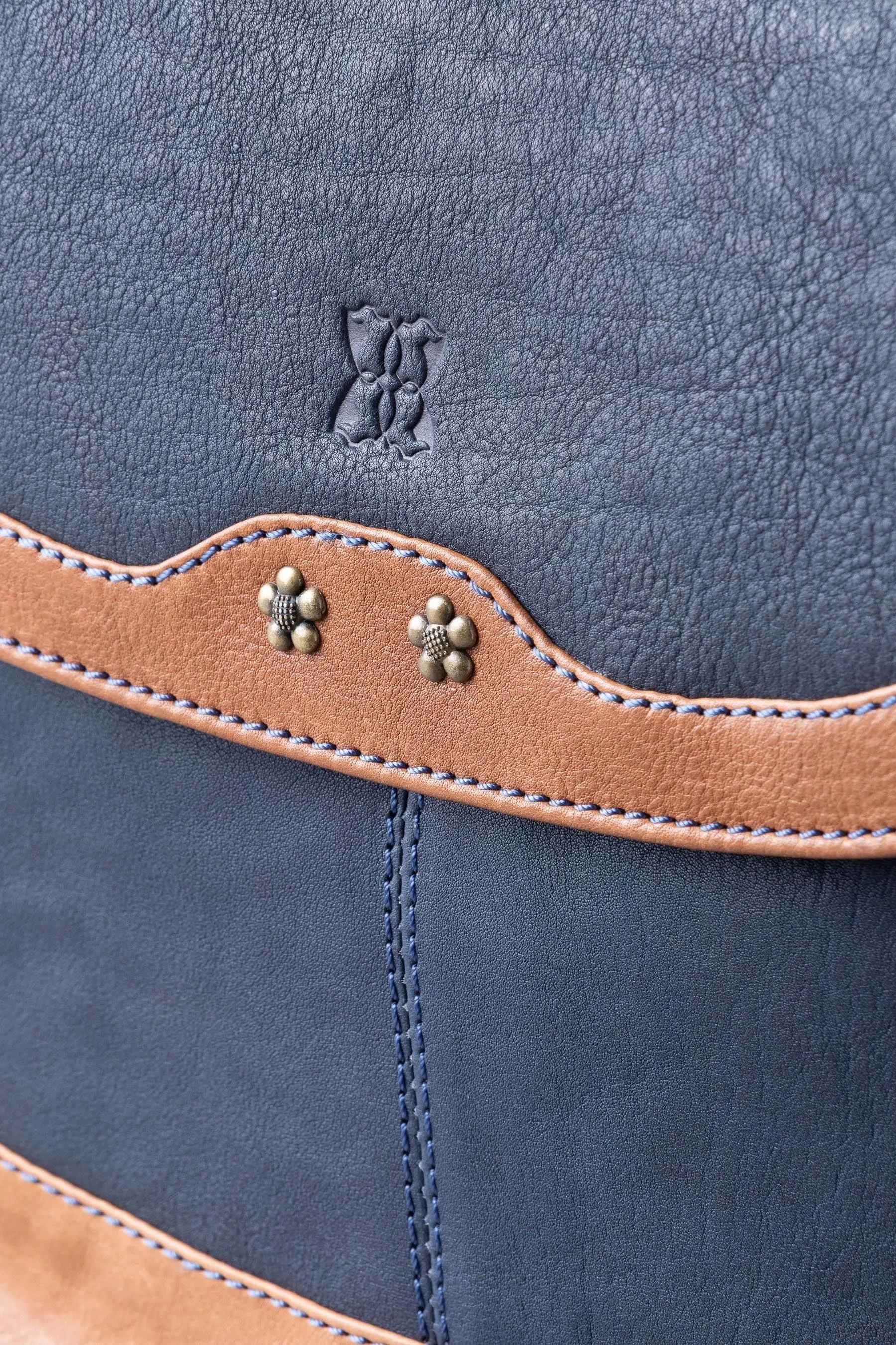Lakeland Leather - Hartsop - Borsa a tracolla in pelle con patella