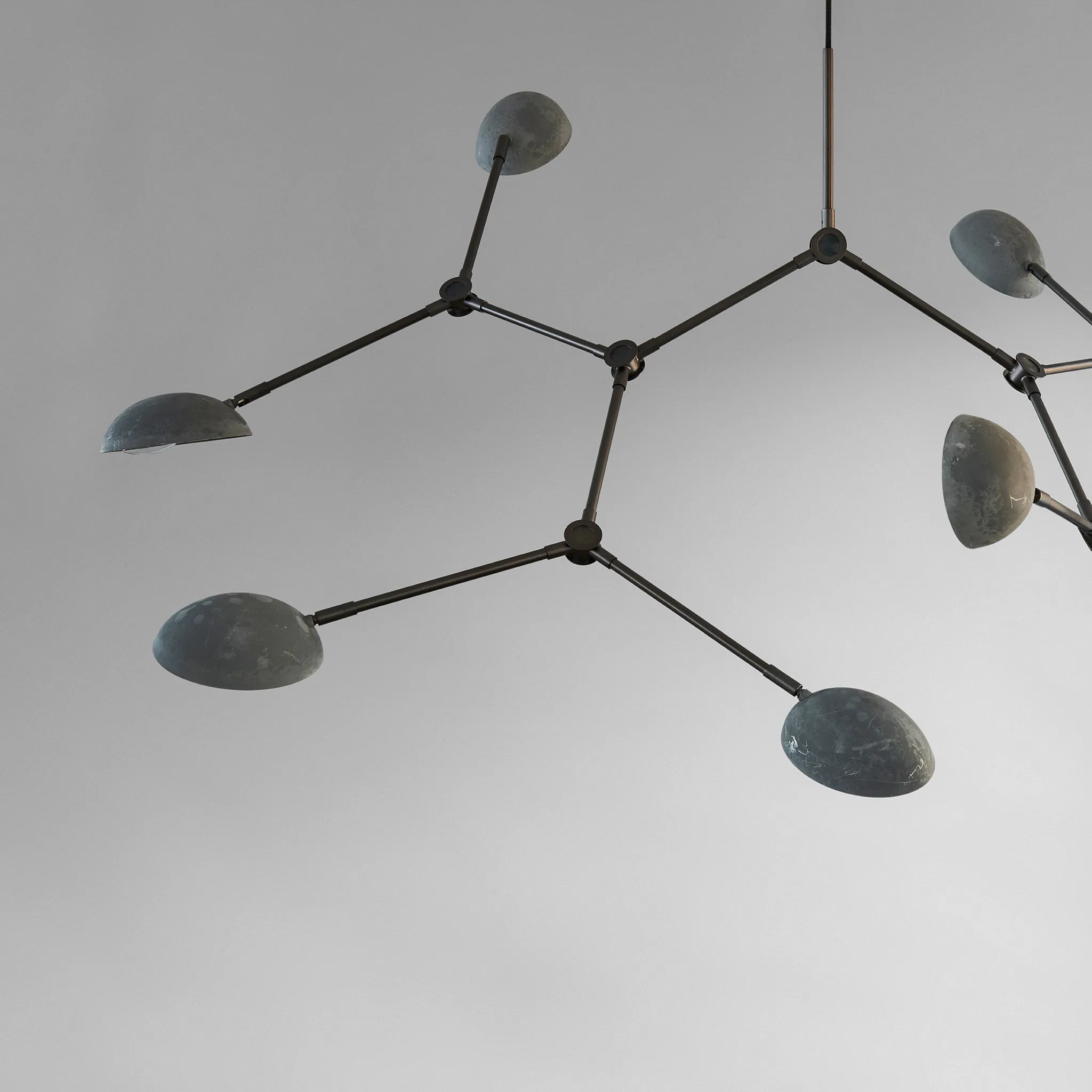 Lampadario Drop Chandelier.jg{font-size:18px}Ottone