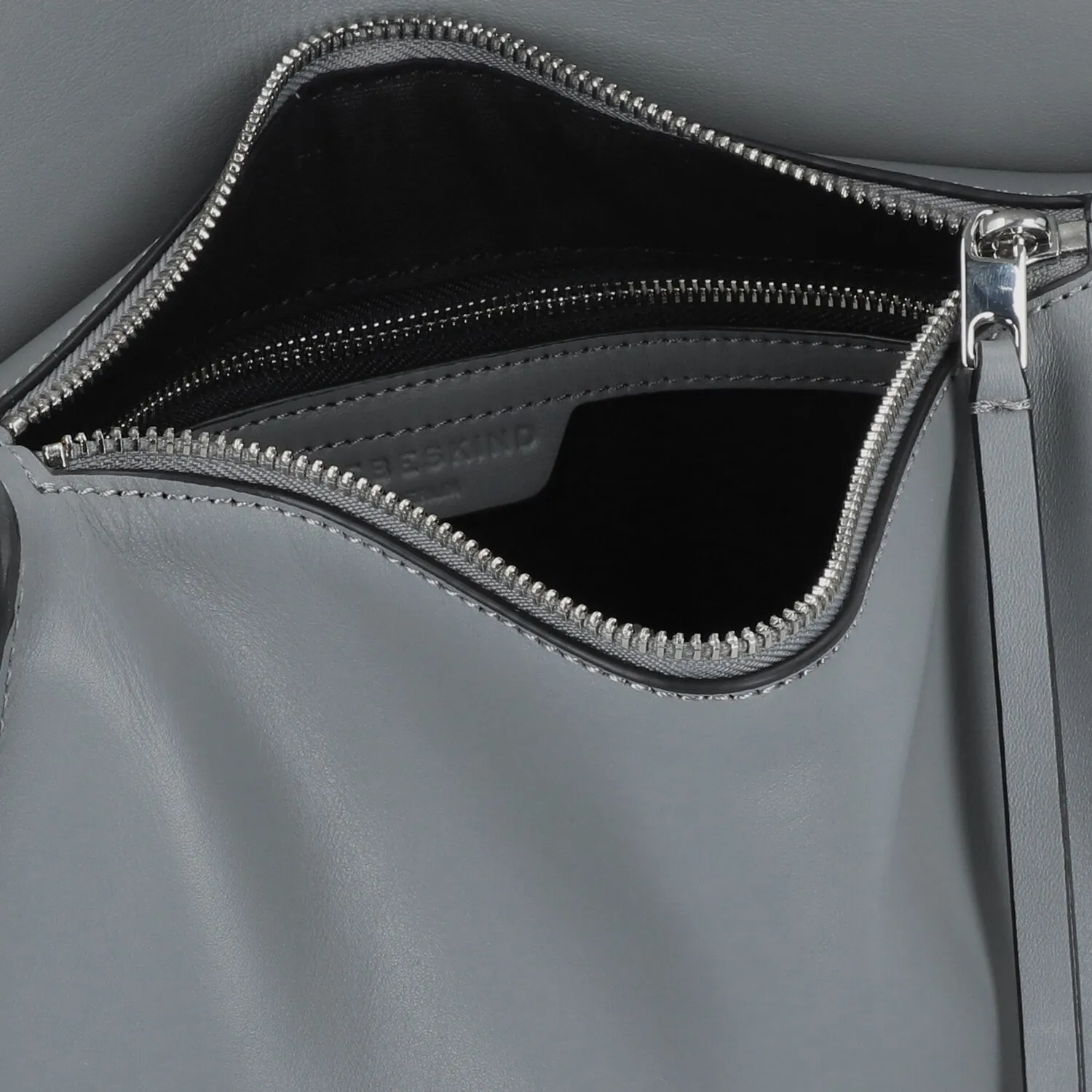 Liebeskind Lora Borsa a tracolla S Pelle 27 cm
