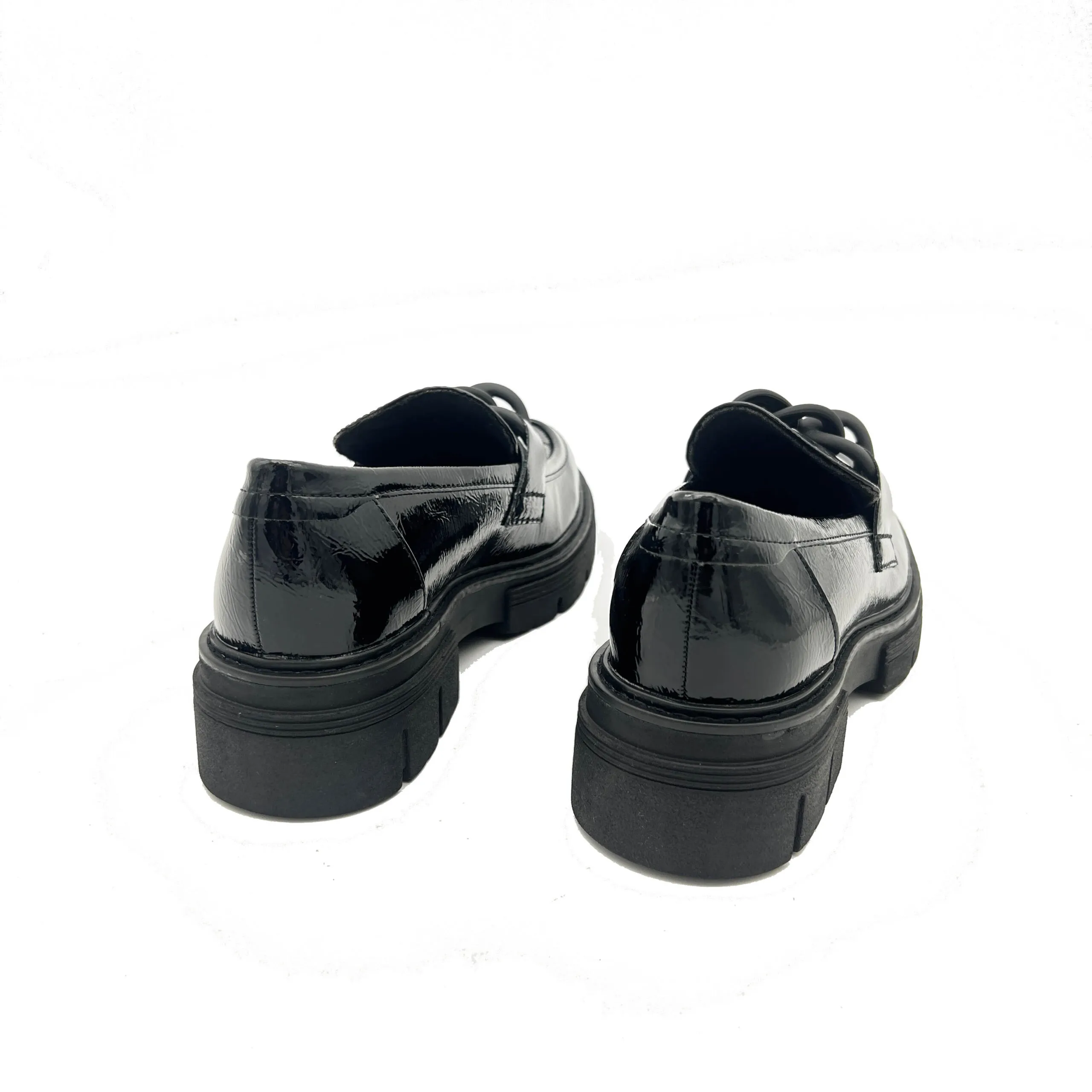 Marco Tozzi mocassino in vernice con accessorio Black