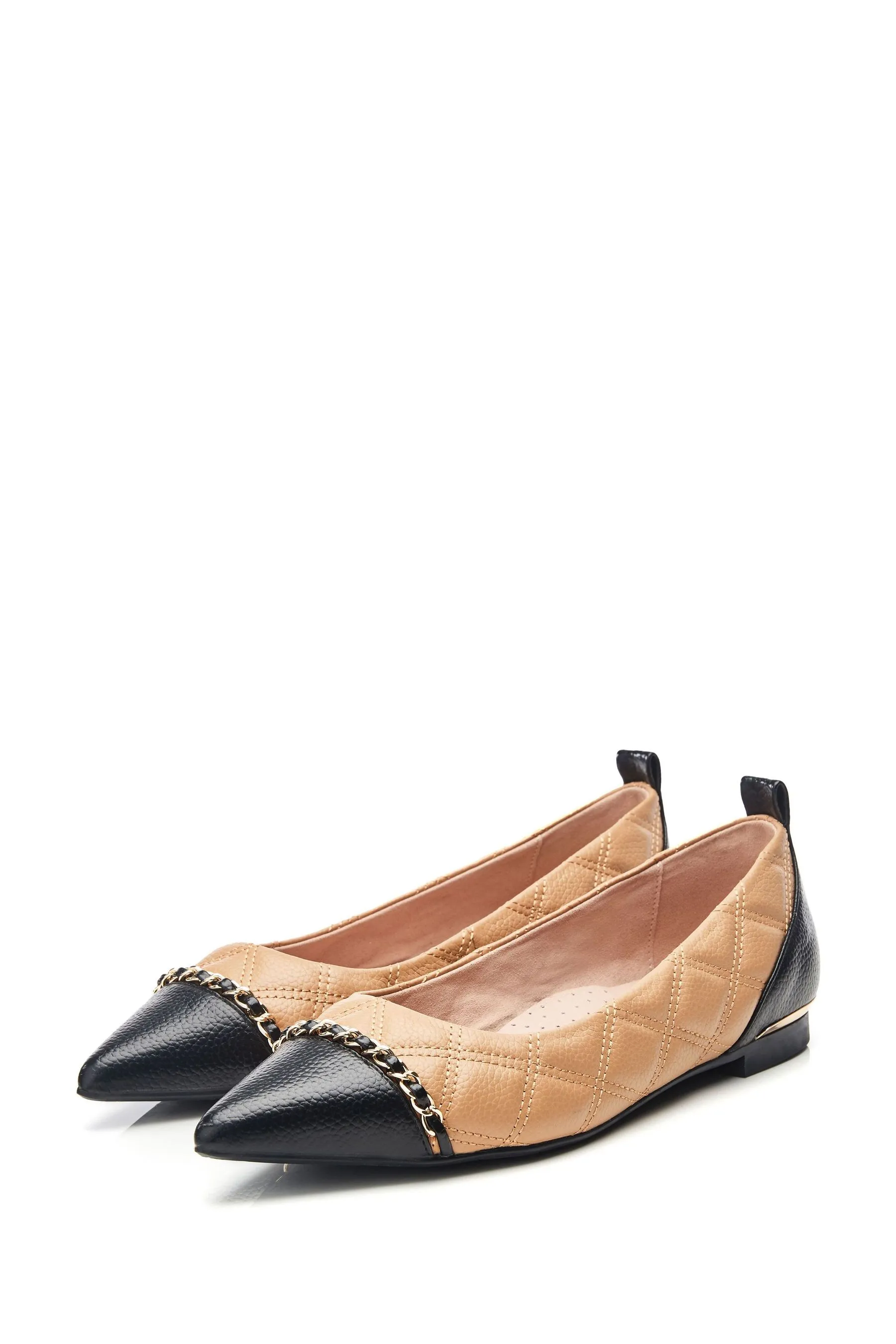Moda in Pelle - Edessa - Ballerine a punta con Nero catena