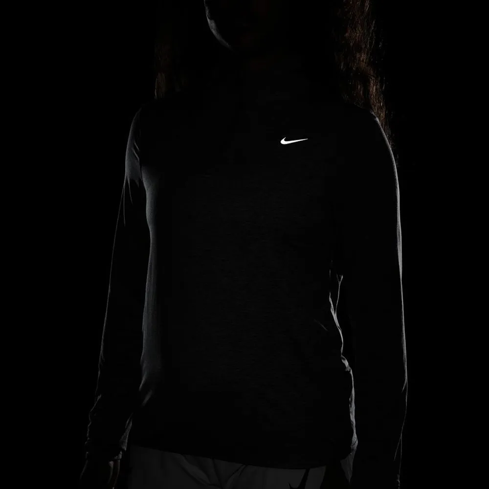 Nike Dri-FIT Swift Element UV Maglia con mezza zip da donna - HO23