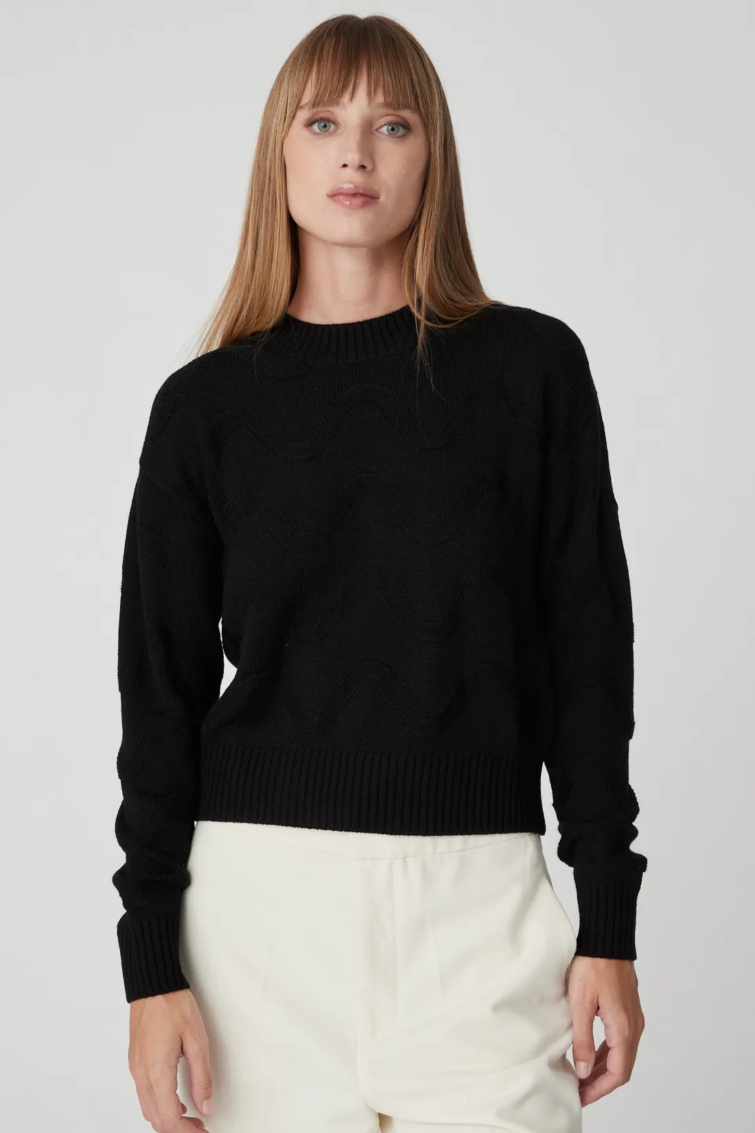 OCEANIA – Maglia nera girocollo crop