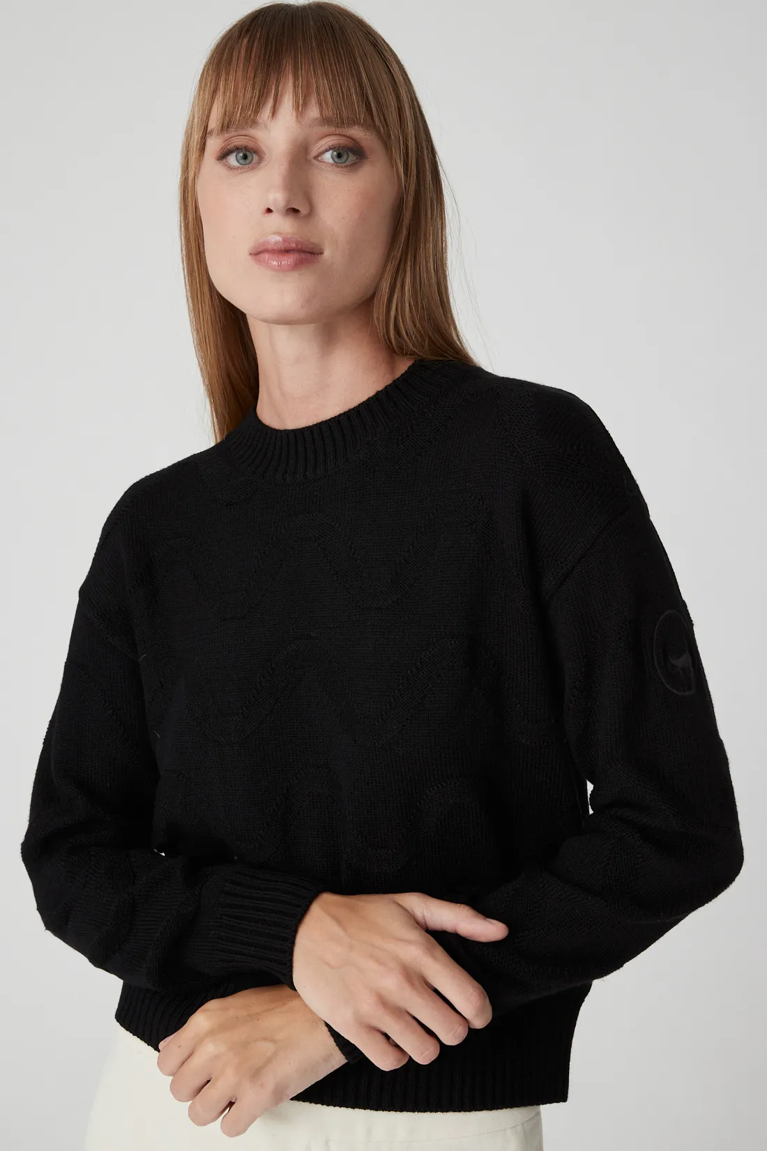 OCEANIA – Maglia nera girocollo crop
