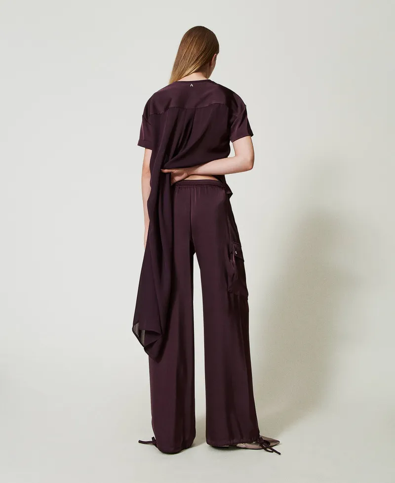 Pantaloni cargo in raso