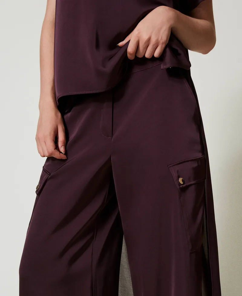 Pantaloni cargo in raso