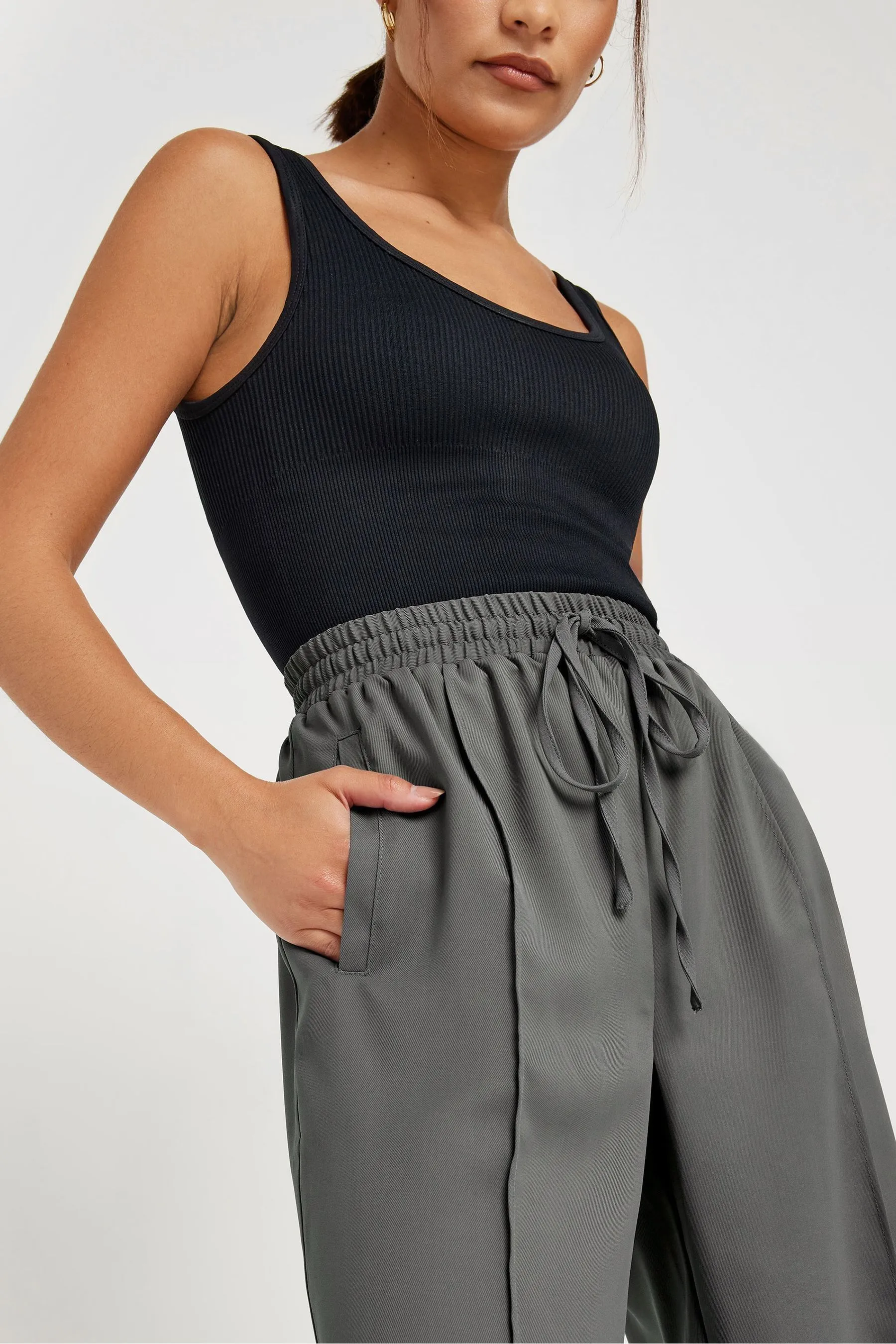 PixieGirl Petite pintuck allacciata in vita - Pantaloni a fondo ampio    