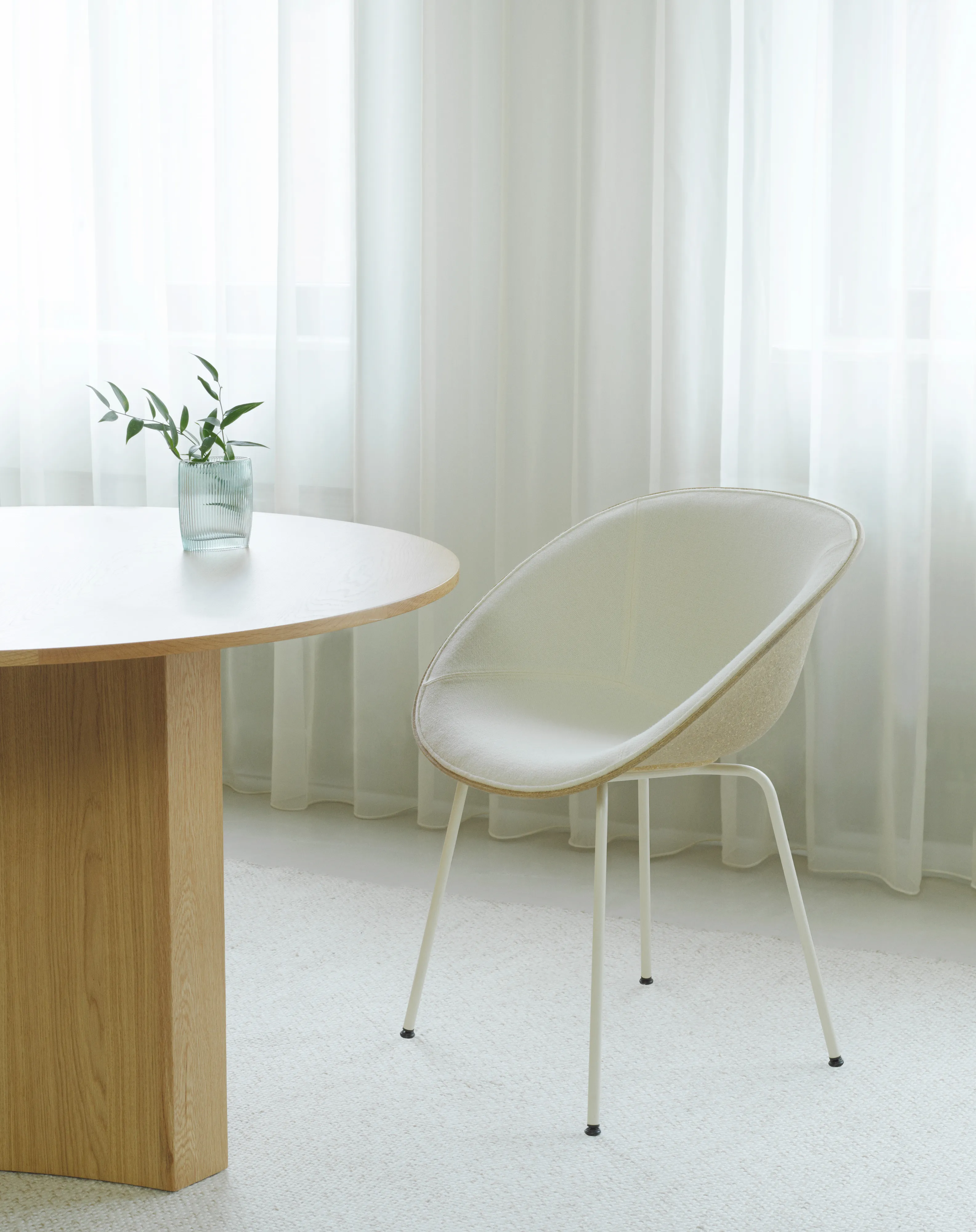 Poltrona Mat con braccioli.jf{font-size:18px}Hemp-cream steel