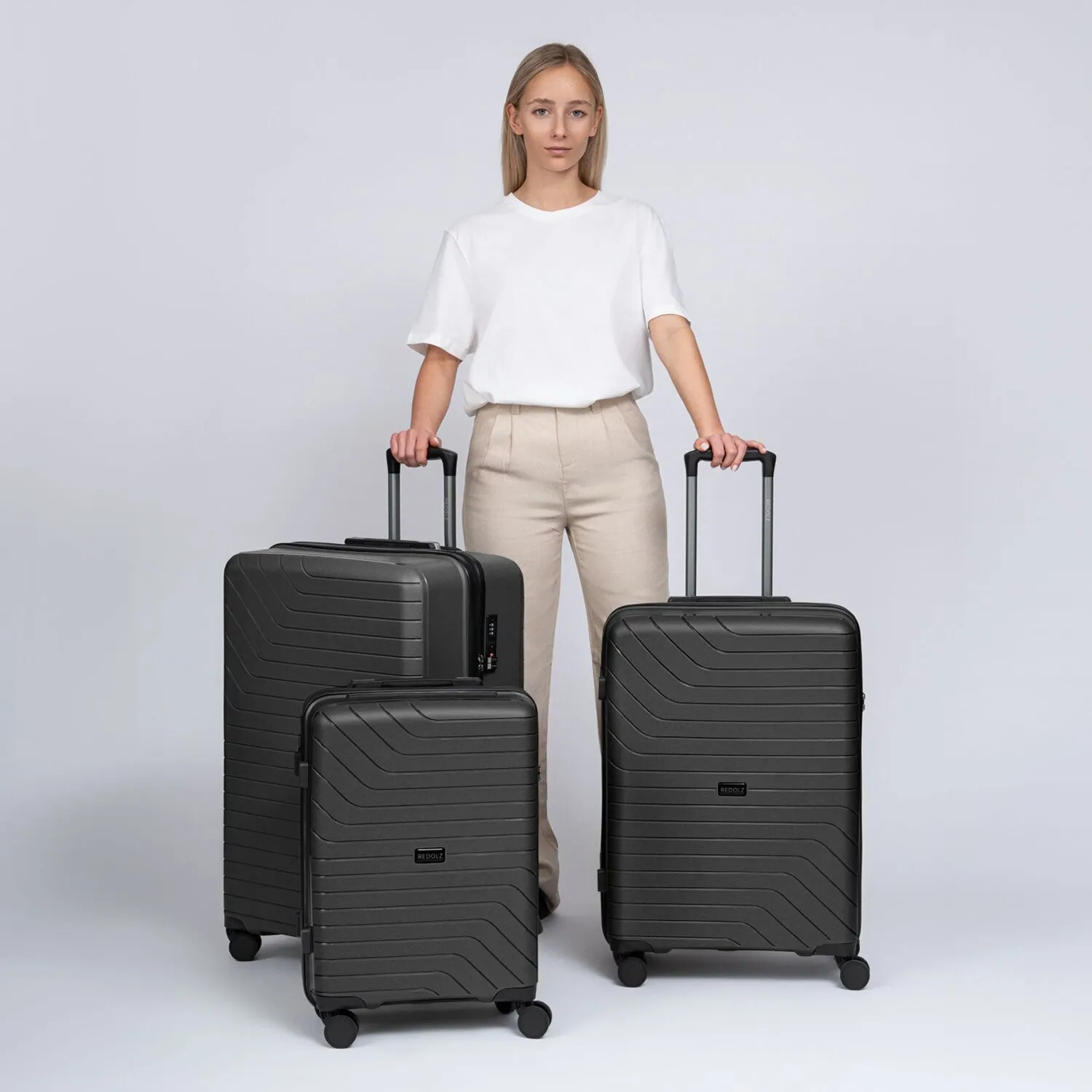 Redolz Essentials 05 3-SET 4 ruote Set di valigie 3 pezzi