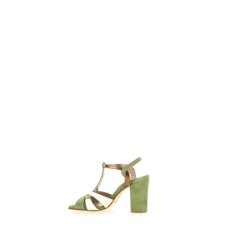 Sandali in pelle