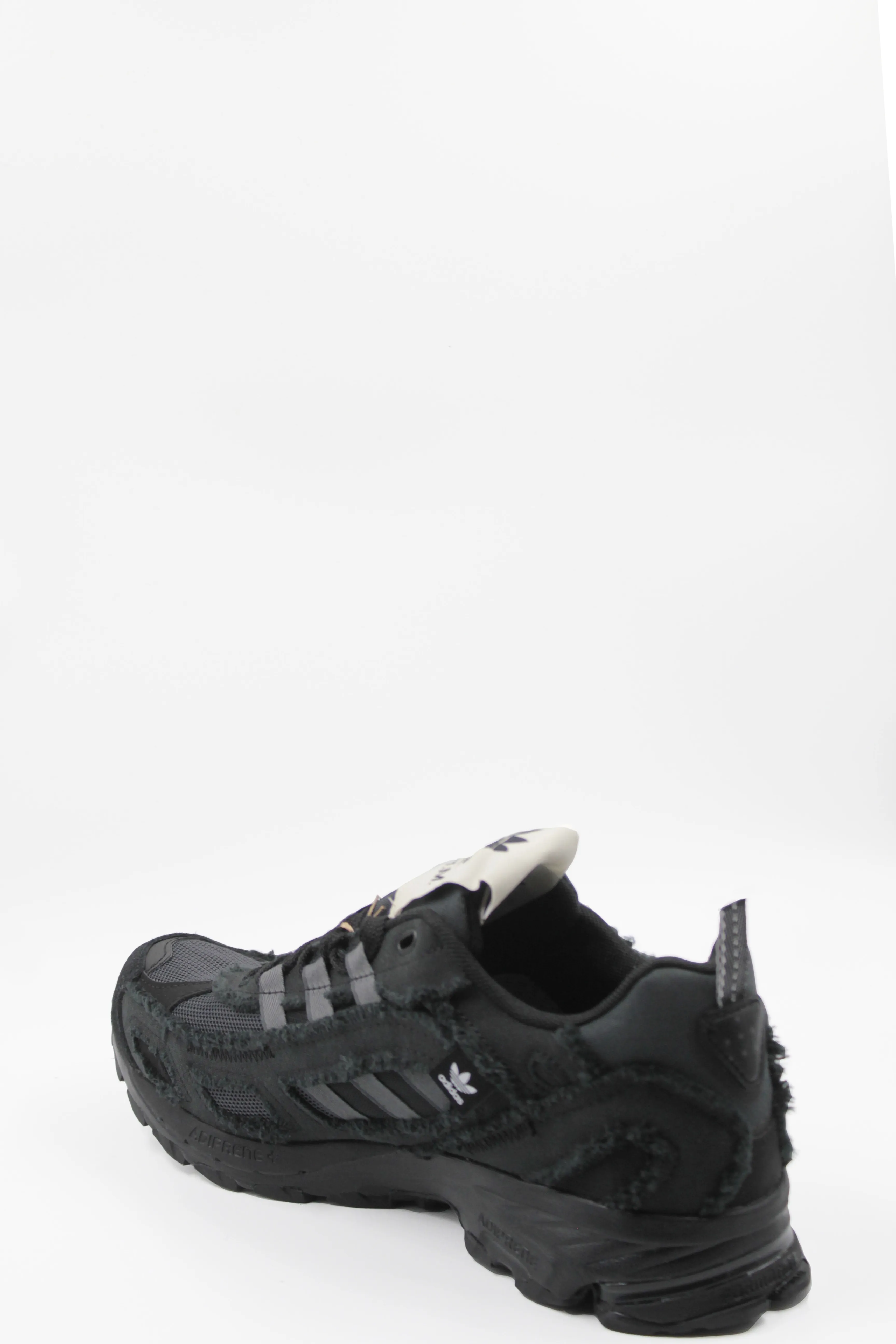   Shadowturf sftm B Sneakers 