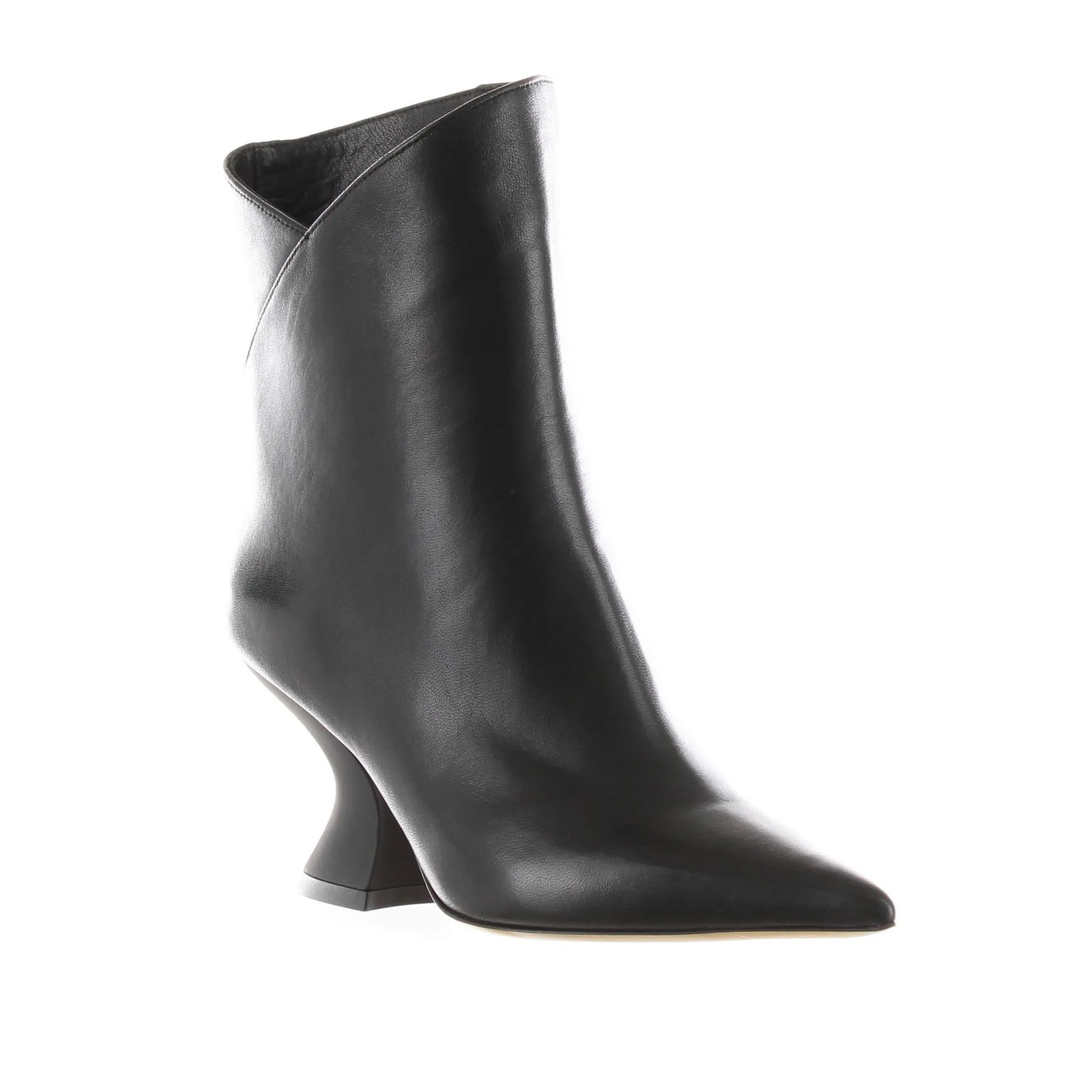 Stivaletto in pelle con tacco scultura