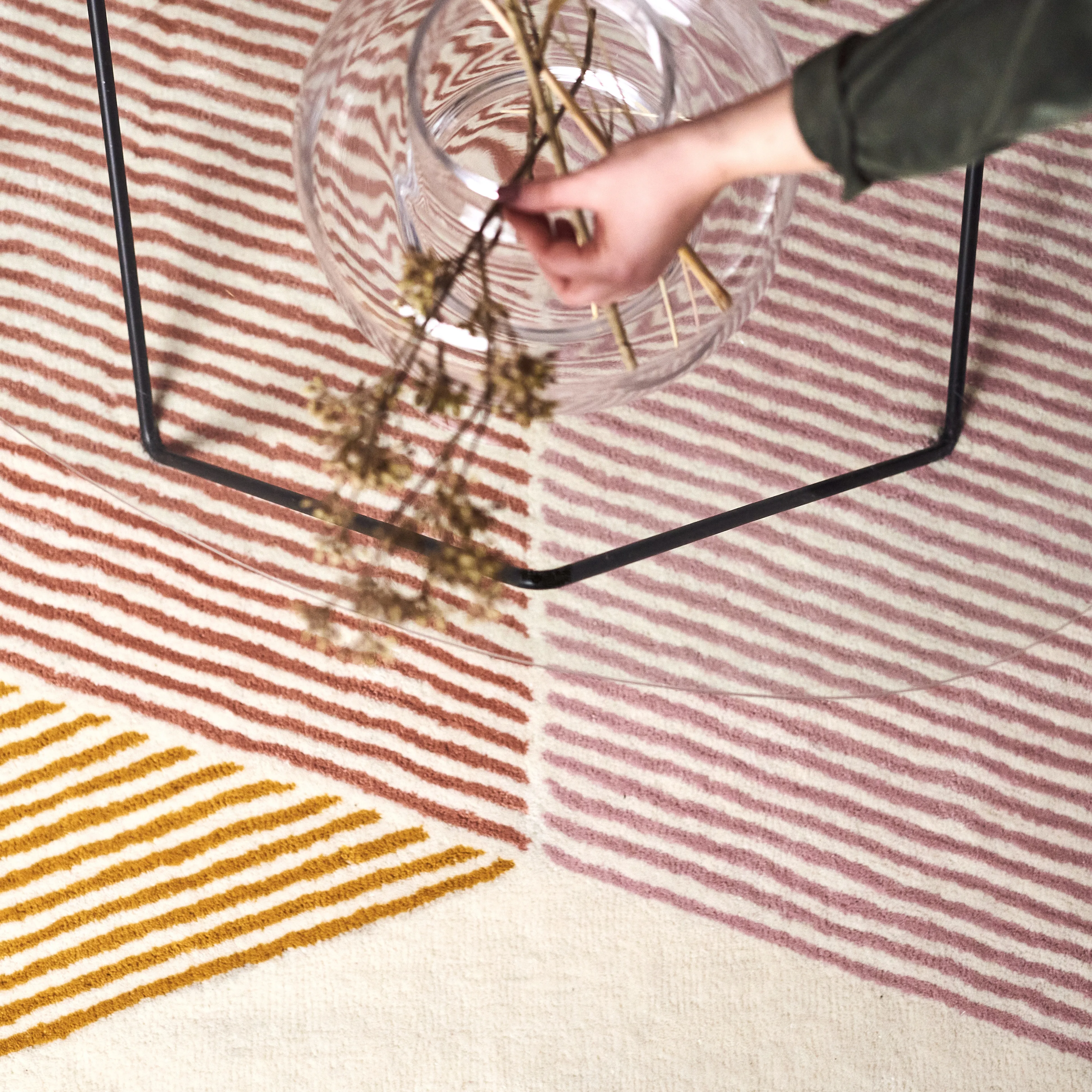 Tappeto in lana rosa Rectangles.jy{font-size:18px}170x240 cm