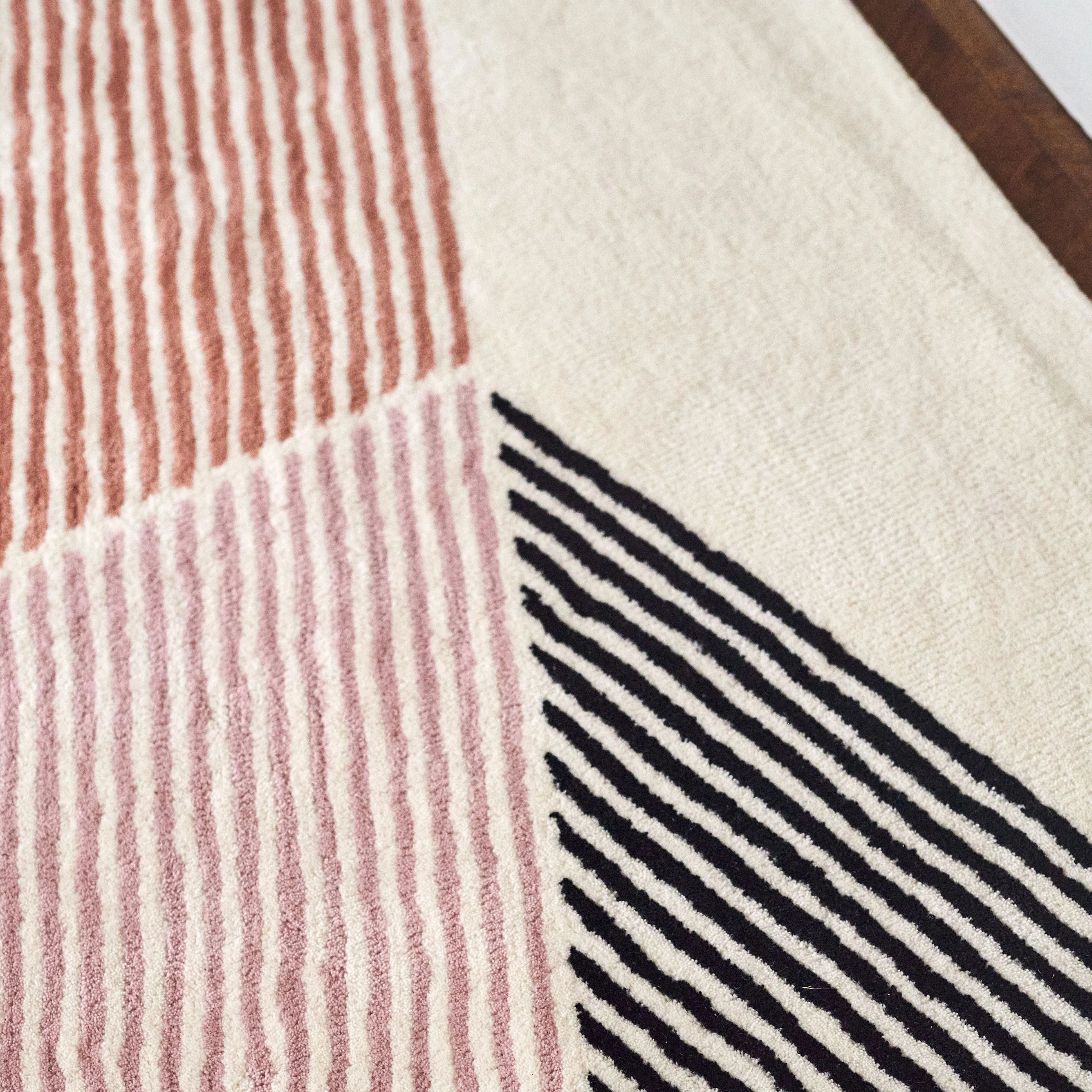 Tappeto in lana rosa Rectangles.jy{font-size:18px}170x240 cm